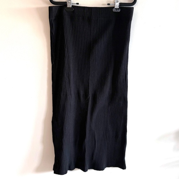 NWT Rails Angie Ribbed Midi Skirt | Women’s L | Black Stretch Knit Quiet Luxury - Picture 4 of 9
